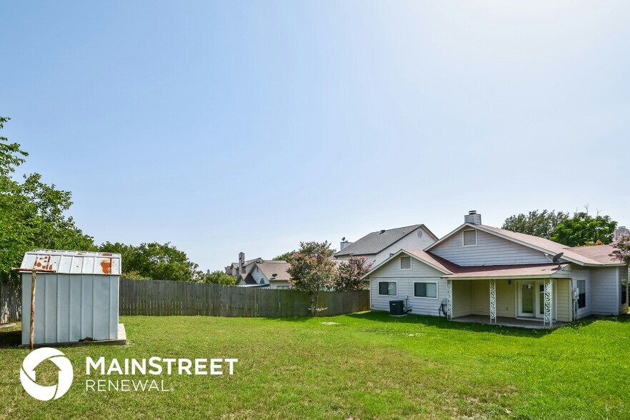 Building Photo - 7419 Estrid Trail