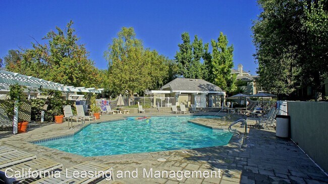 Building Photo - 23963 Arroyo Park Dr