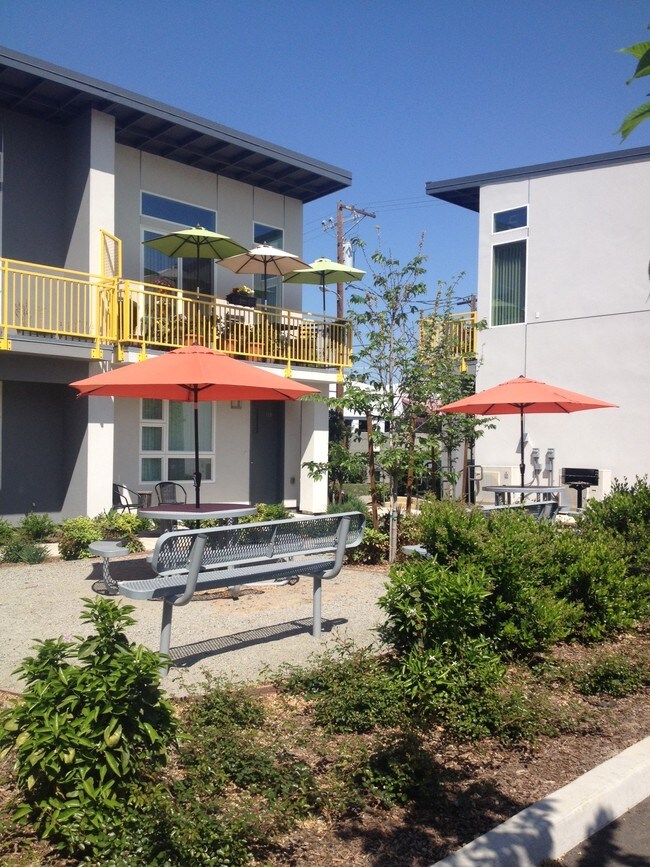 1612 Fulton 1612 Fulton St Fresno CA 93721 Apartment Finder