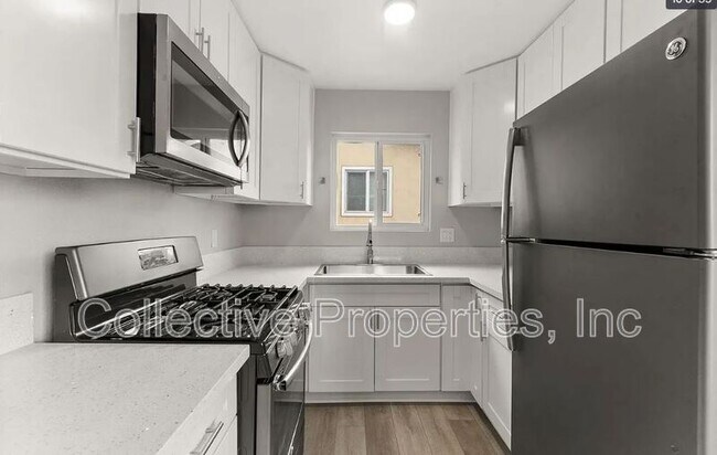 Building Photo - 320 Willie James Jones Ave