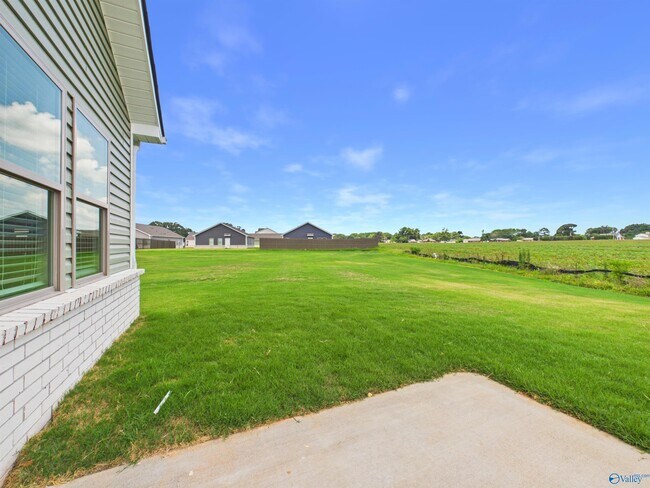 Building Photo - 15378 GRAYSON CIR