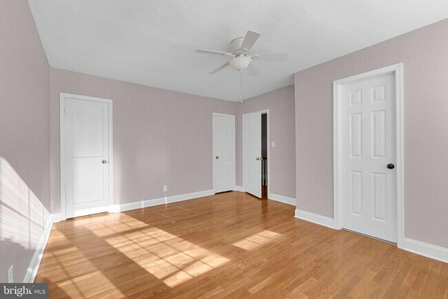 Building Photo - 1906 Glen Keith Blvd