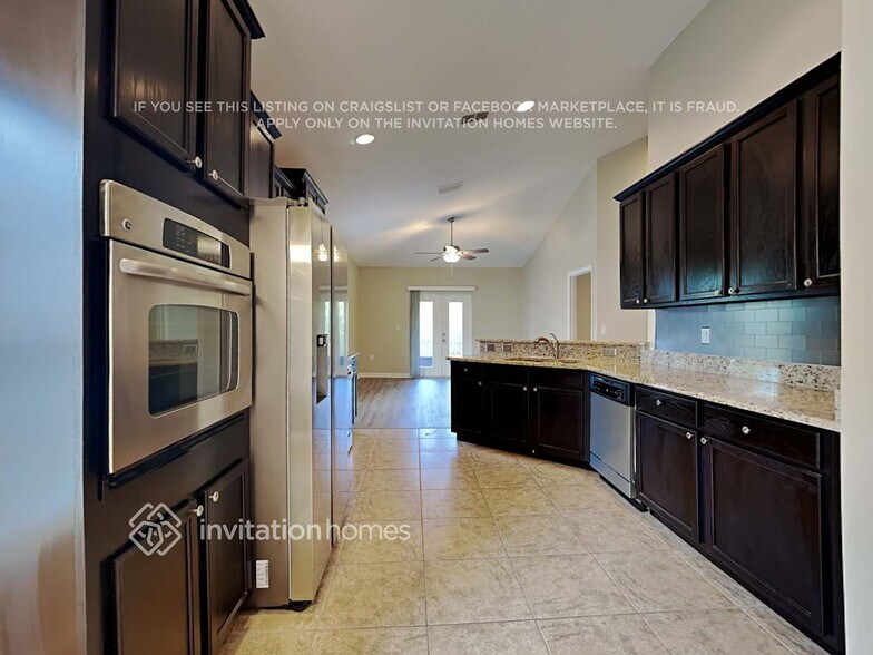 Building Photo - 1596 Litchfield Dr