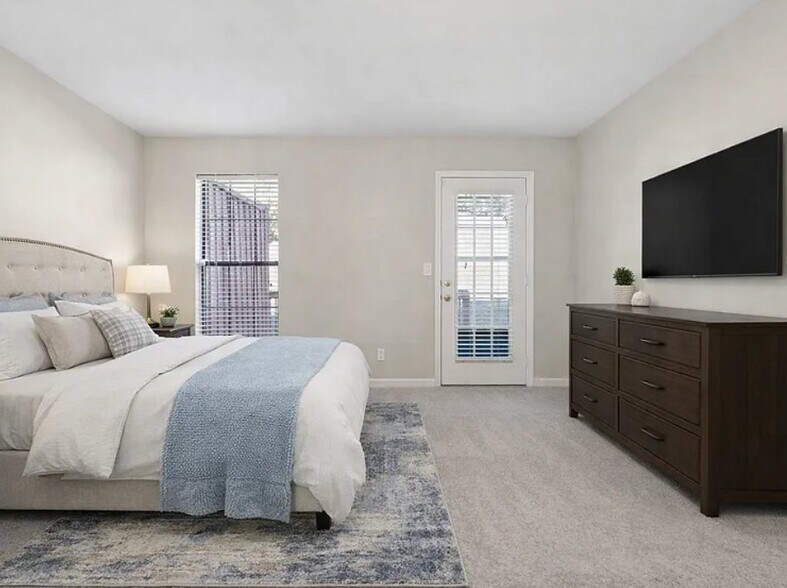 Building Photo - 231 Glenstone Cir