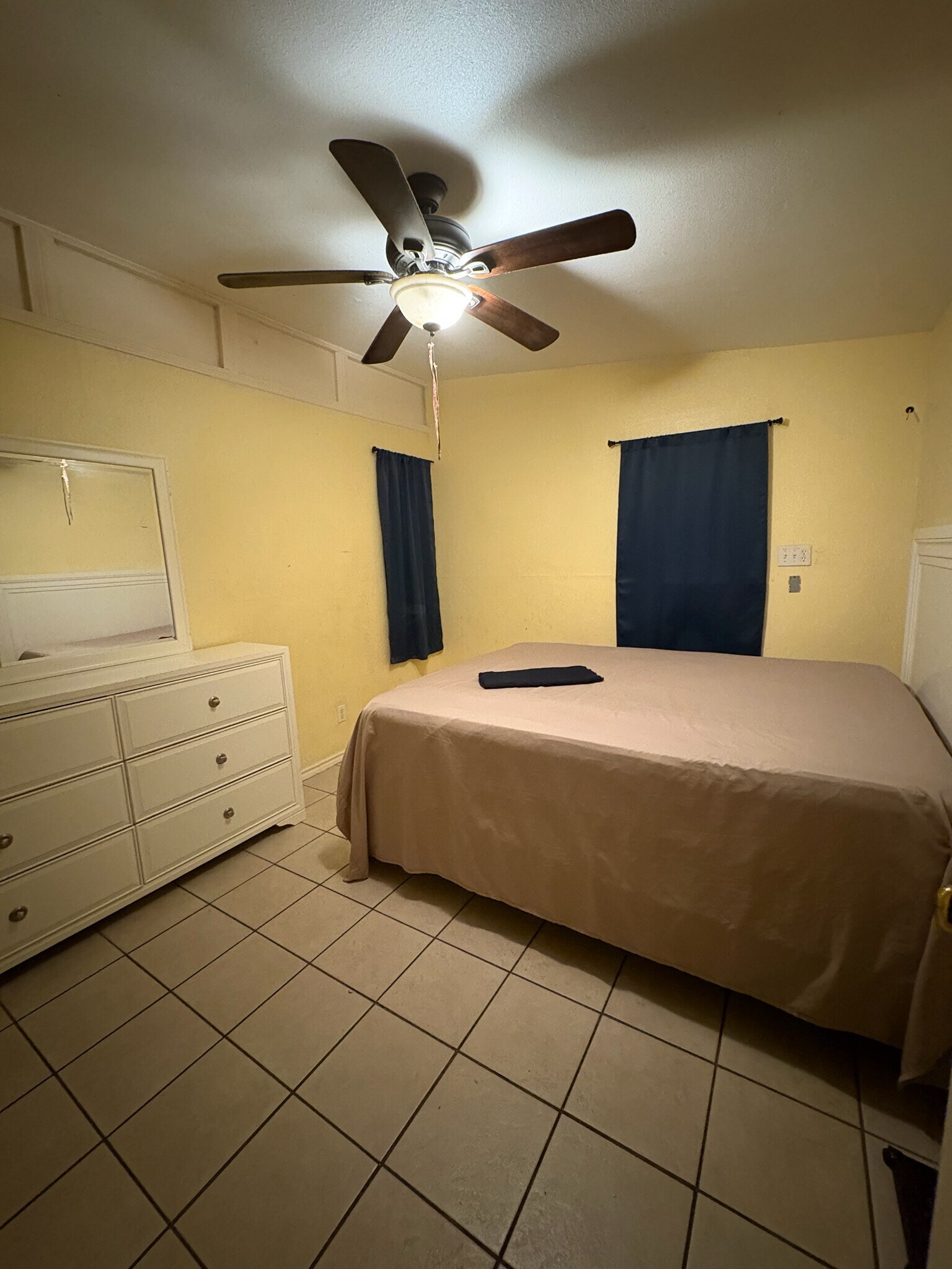 Bedroom - 134 Roberts St