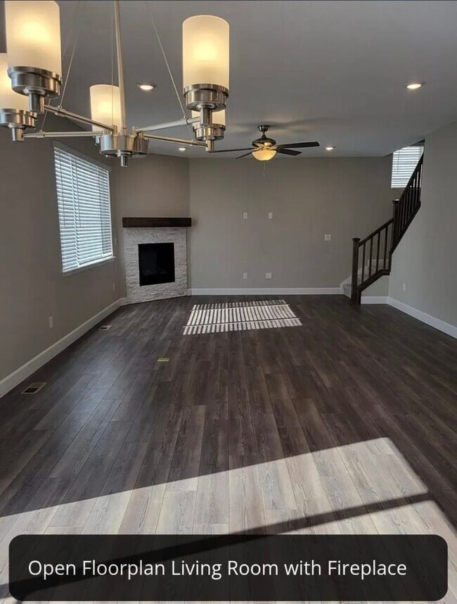 Building Photo - 357 Silver Rock Trl