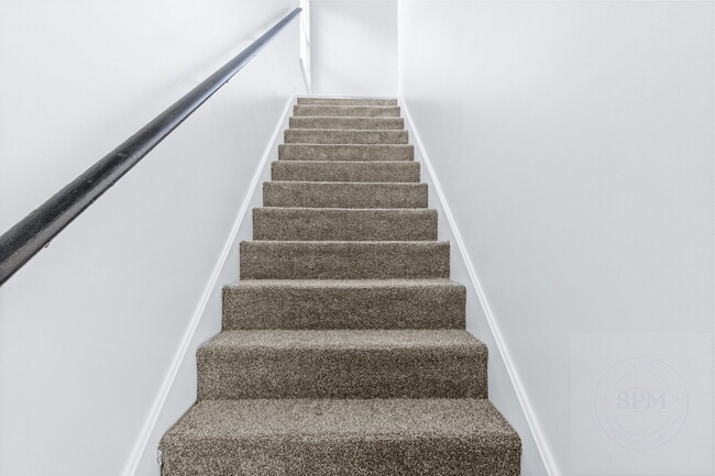 Building Photo - 418 Dr W. J. Hodge St