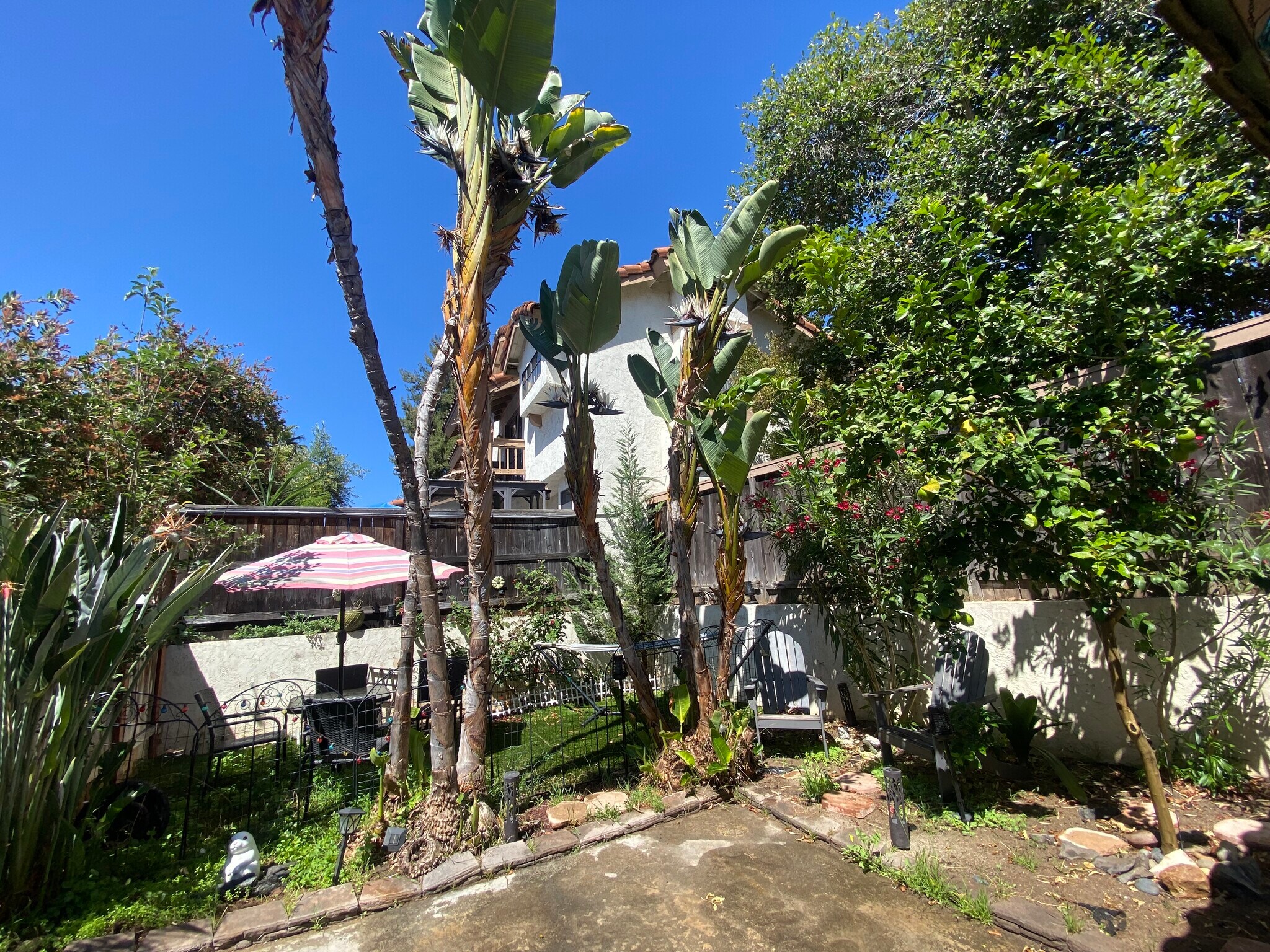 Building Photo - 1651 S Juniper St