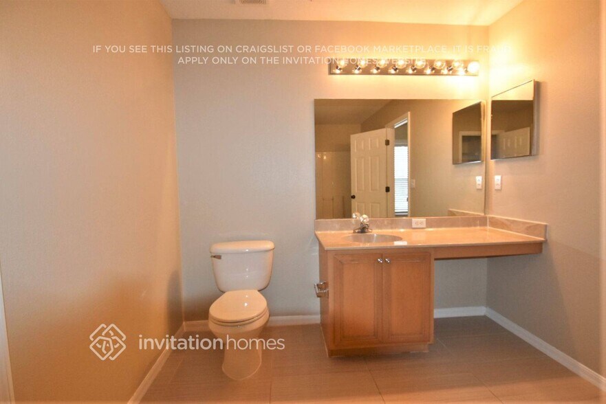 Building Photo - 6954 Lake Eaglebrooke Dr