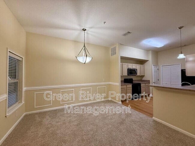 Building Photo - 6106 Maggies Cir