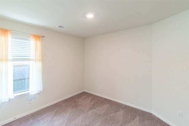 Building Photo - 4639 Sequoia Echo Dr