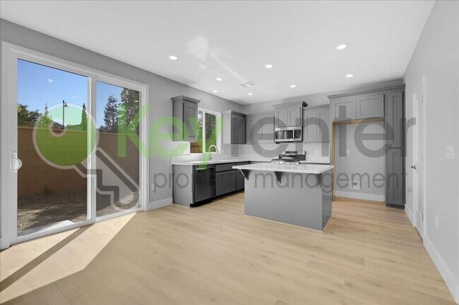 Building Photo - 1488 Westwind Wy