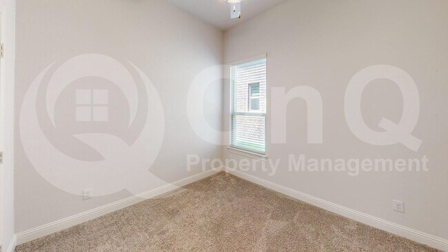 Building Photo - 11001 Brownwood Pl
