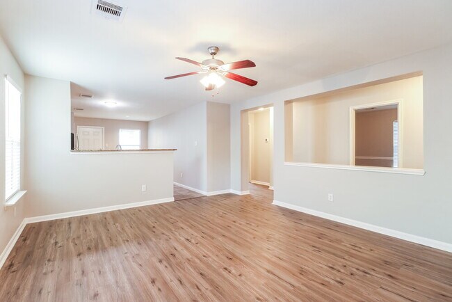 Building Photo - 21610 Forestlight Ct