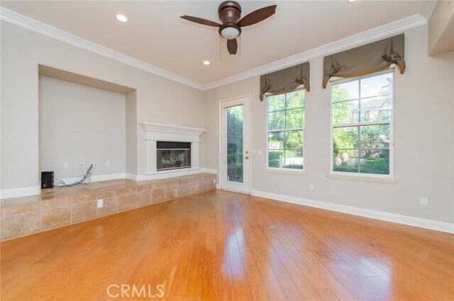 Building Photo - 24 Sebastian