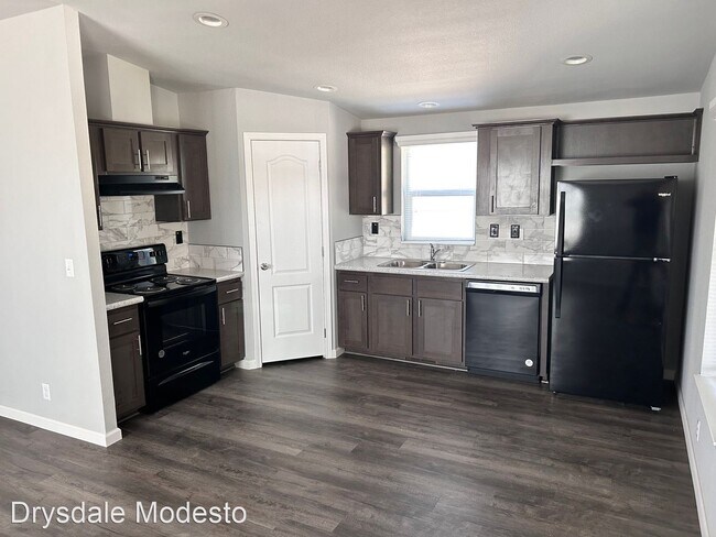 Building Photo - 2 br, 1.5 bath House - 3623 Toomes Rd.