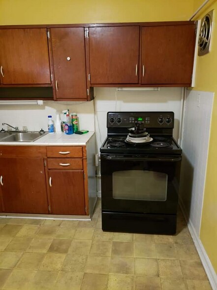 Building Photo - 119 Sikes Dr