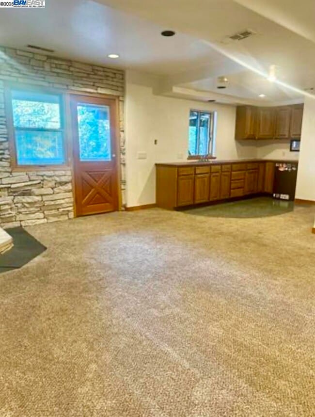 Building Photo - 13273 Sierra Dr W