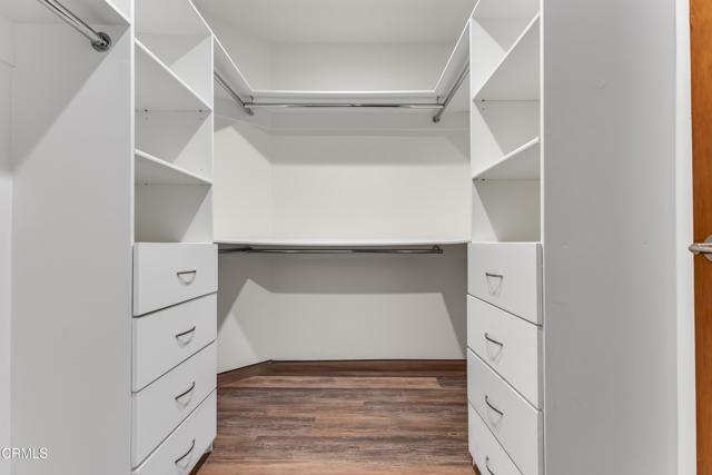 Building Photo - 12480 Viewcrest Rd