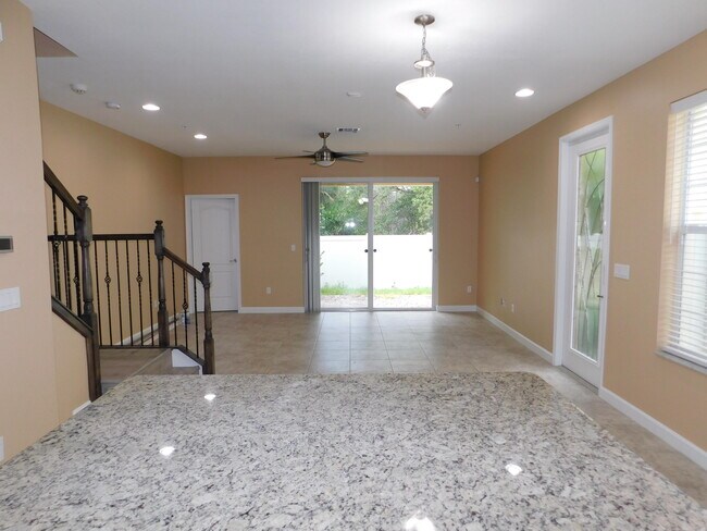 Building Photo - 9626 SW Purple Martin Way