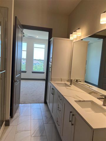 Building Photo - 2700 Old Denton Rd