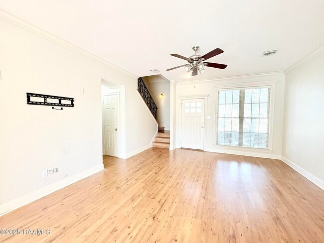 Building Photo - 23 Courtyard Cir