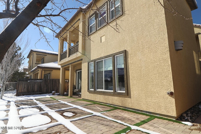 Building Photo - 10890 Serratina Dr