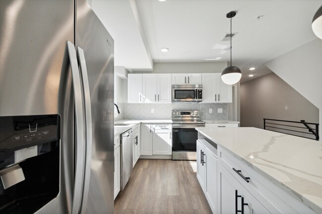 Building Photo - 1739 Page St