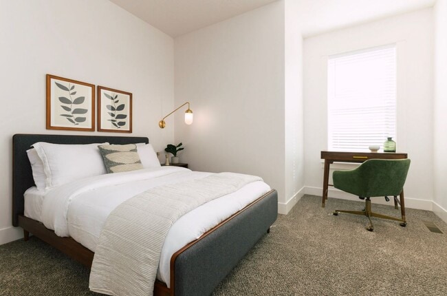 Building Photo - 1428 S Colorado Ave