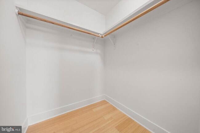 Building Photo - 1106 Columbia Rd NW