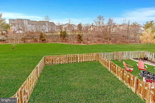 Building Photo - 44 Coriander Dr