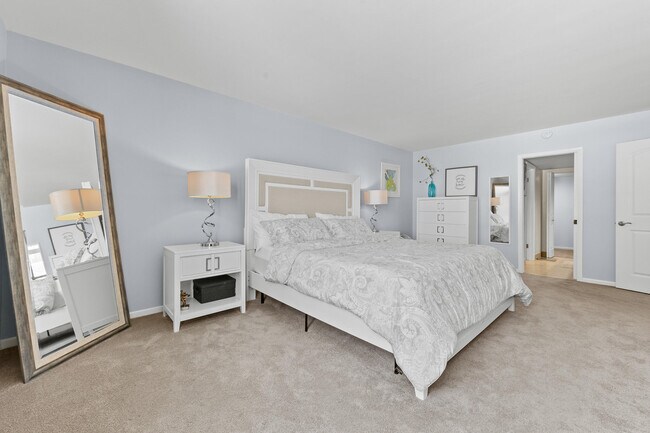 Building Photo - 3610 S Ocean Blvd