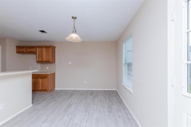 Building Photo - 21227 Grand Field Ct