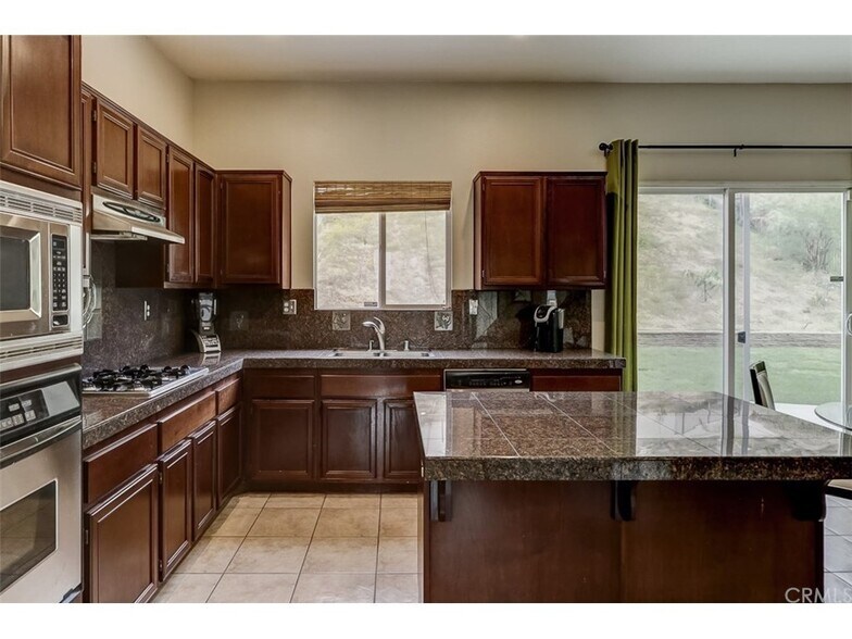 Building Photo - 26426 Mare Ln