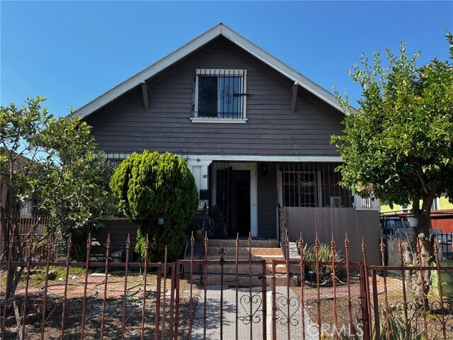 Primary Photo - 181 W 42nd Pl