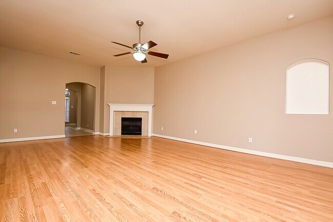 Building Photo - 23730 Ayscough Ln