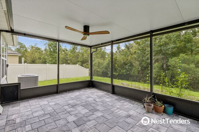 Building Photo - 65206 Lagoon Forest Dr