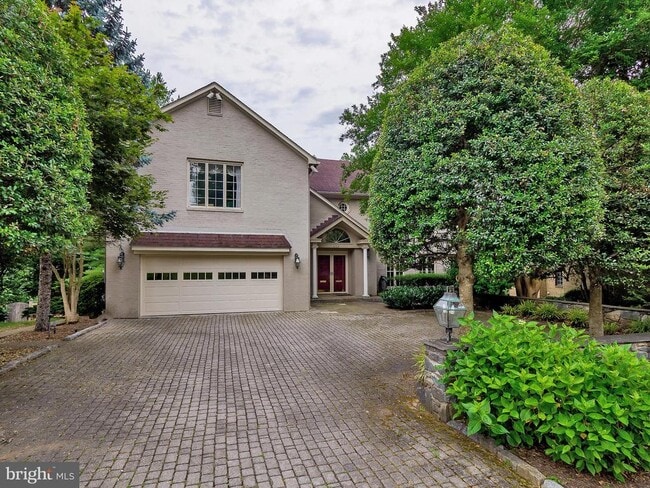 Building Photo - 6513 Kenhill Rd