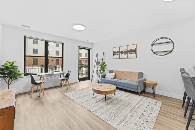 Building Photo - 416 Highland Ave