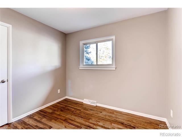 Building Photo - 5404 E Custer Pl