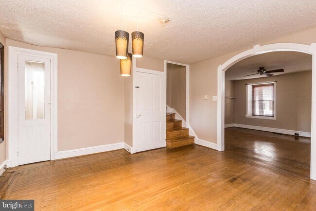 Building Photo - 161 Cotton St