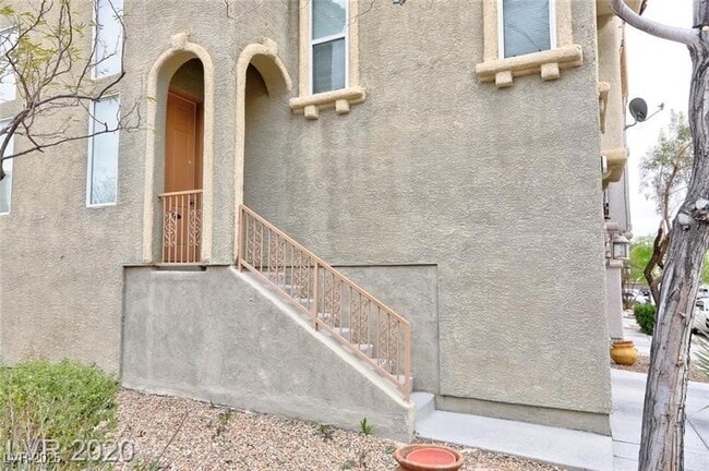 Building Photo - 9360 Roping Cowboy Ave