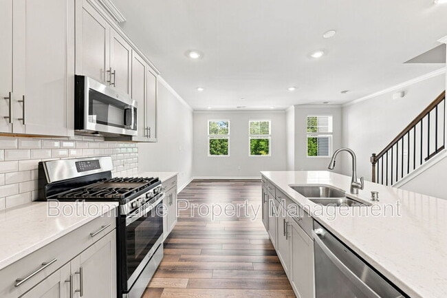 Building Photo - 1204 Lily Loch Wy