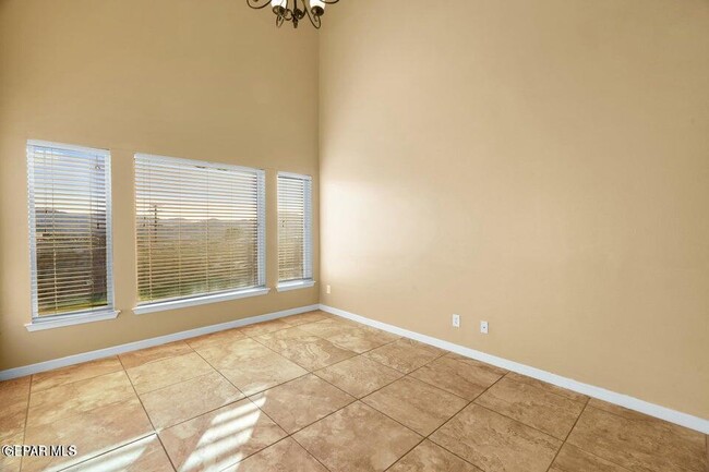 Building Photo - 4683 Pistolero Ln
