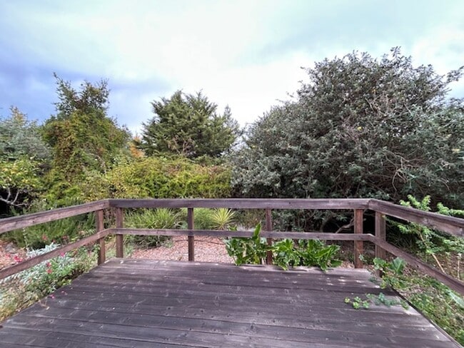 Building Photo - Charming Country Home in Petaluma – 4 Bed, 2 Bath |