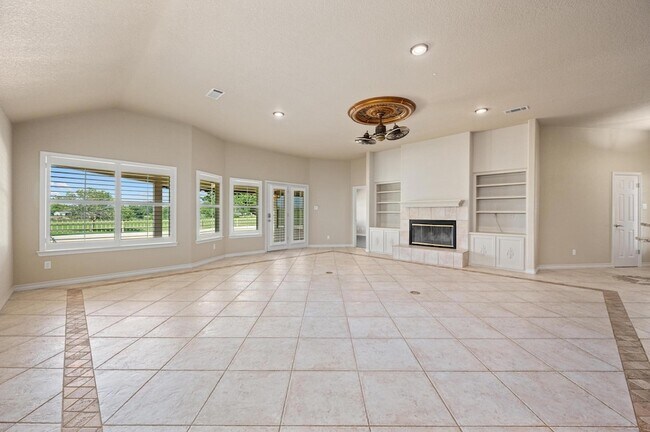 Building Photo - 30117 Hacienda Ln