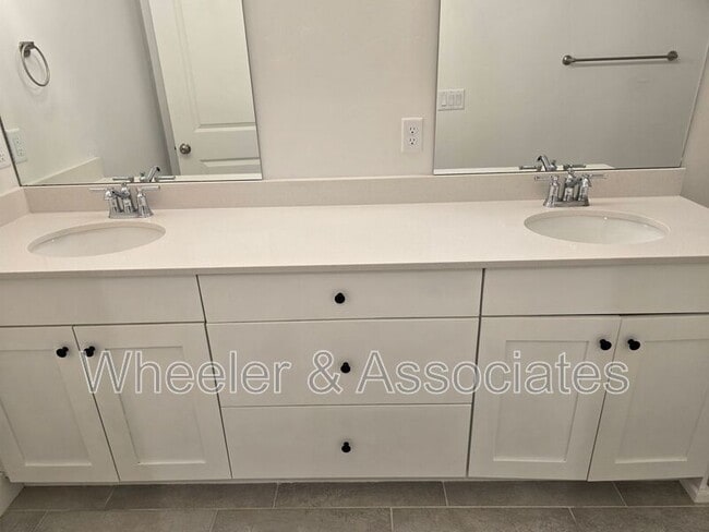 Building Photo - 2085 W 1715 S