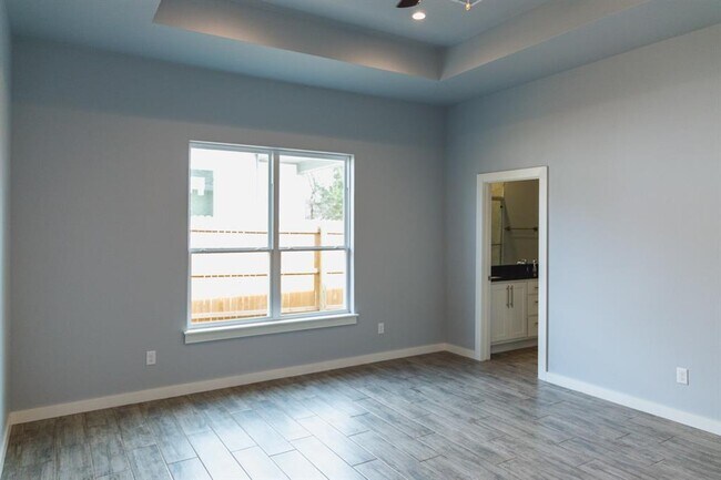 Building Photo - 508 Remington Ave