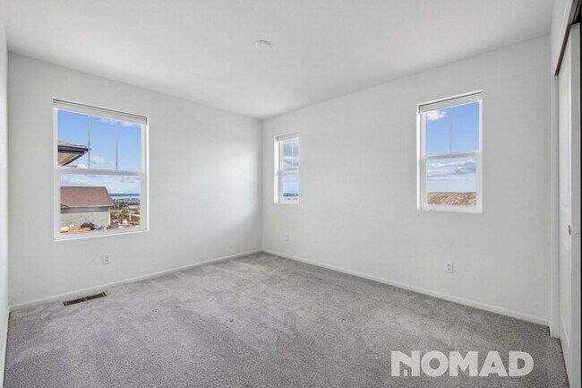 Building Photo - Spacious 4BR Duplex in Arvada