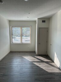 Building Photo - One-Bedroom Unit at Tiller+Main